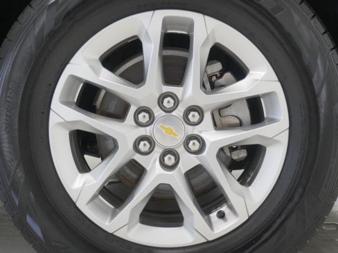 Used 2020 Chevrolet Traverse LT FWD image 29