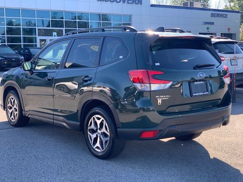 Used 2024 Subaru Forester Premium AWD/4WD image 6