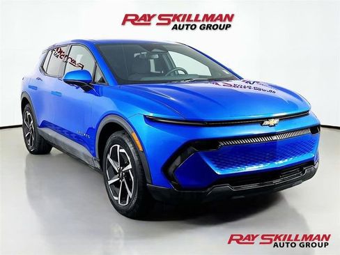 Used 2025 Chevrolet Equinox EV LT FWD image 1