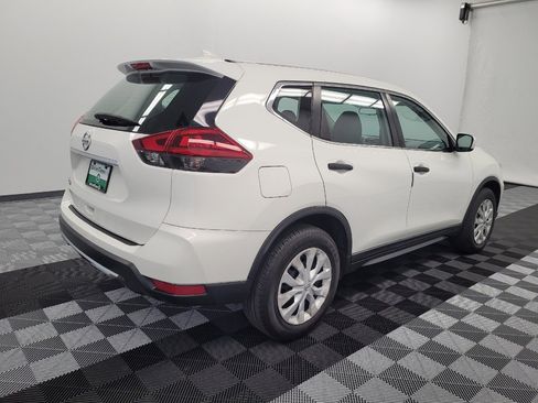 Used 2019 Nissan Rogue S FWD image 9