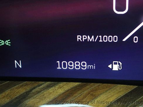 Used 2025 Cadillac Escalade ESV Sport Platinum w/ LPO, ONYX Package image 26