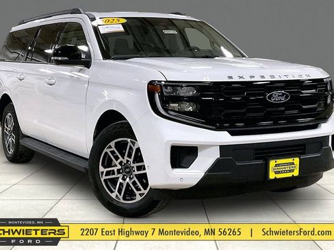 Certified 2025 Ford Expedition Max Active image 1