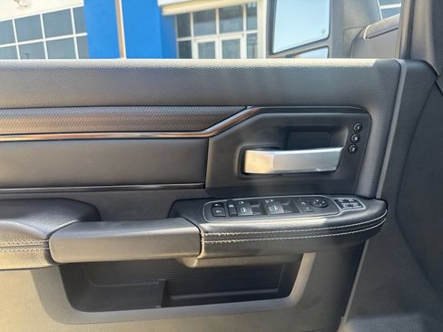 Used 2024 RAM 2500 Rebel AWD/4WD image 18