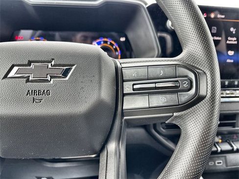 Used 2024 Chevrolet Colorado Trail Boss w/ Technology Package image 30