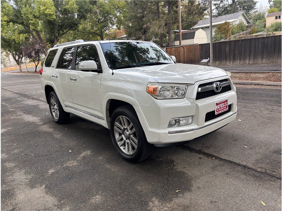 Used 2012 Toyota 4Runner Limited AWD/4WD image 4