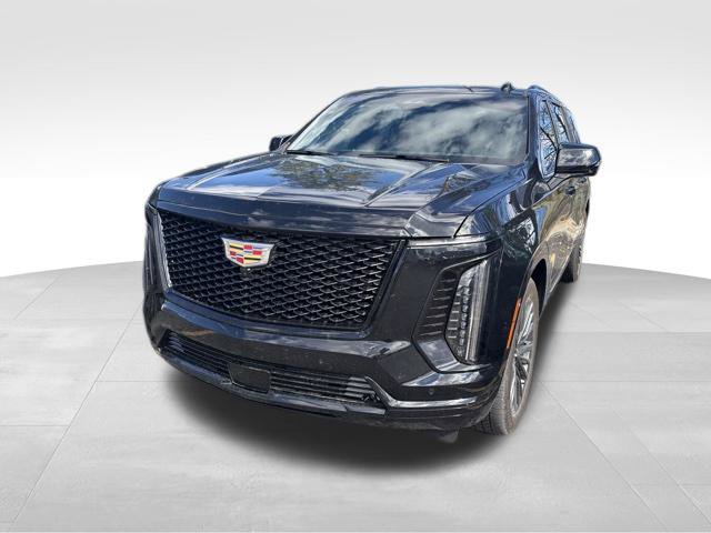 Used 2025 Cadillac Escalade ESV Sport Platinum AWD/4WD image 2