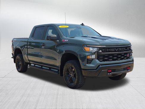 Used 2025 Chevrolet Silverado 1500 Custom Trail Boss AWD/4WD image 7