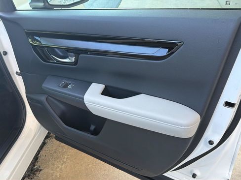 New 2026 Honda CR-V LX image 14