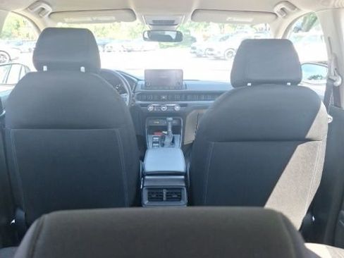 Used 2024 Honda CR-V LX image 8