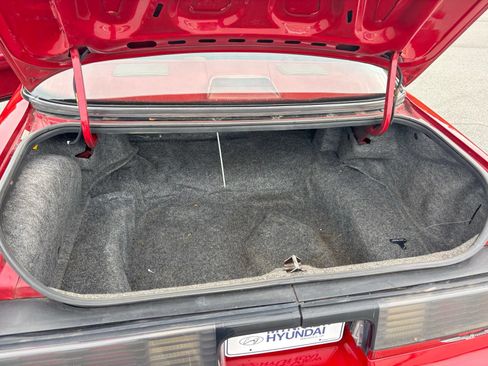 Used 1987 Ford Thunderbird RWD image 17