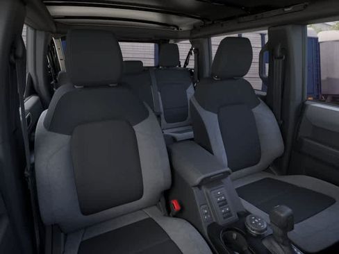 New 2026 Ford Bronco 4-Door AWD/4WD image 10