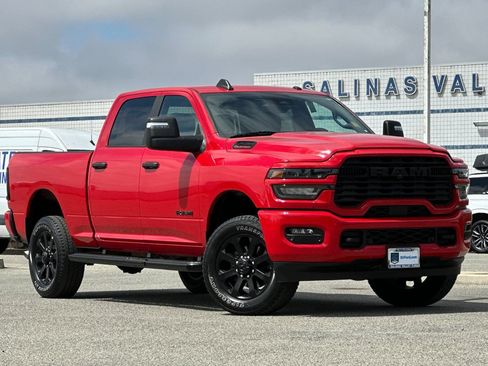 Used 2026 RAM 2500 Big Horn AWD/4WD image 2