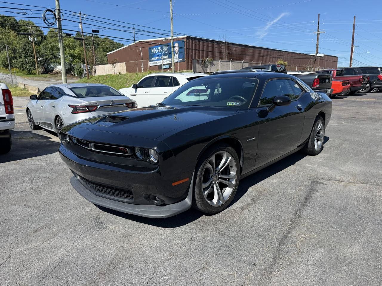 Used 2020 Dodge Challenger R/T RWD image 1