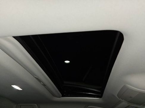 Used 2024 MAZDA CX-30 AWD 2.5 S w/ Preferred Package image 20