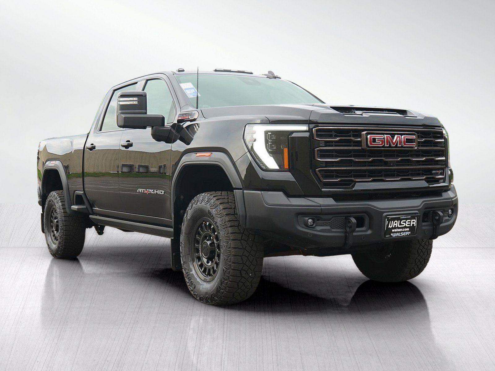 Used 2024 GMC Sierra 2500 AT4X w/ AT4X AEV Edition AWD/4WD image 7