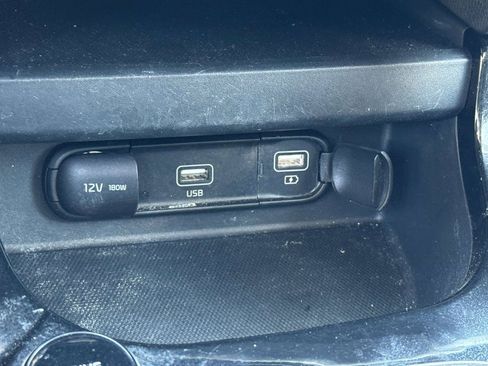 Used 2022 Kia Seltos S AWD/4WD image 27