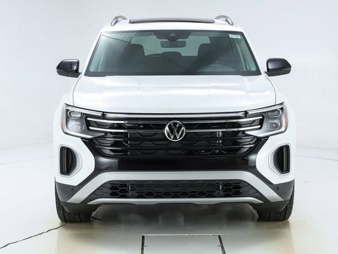 New 2026 Volkswagen Atlas Peak Edition image 55