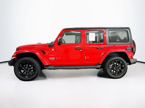 Used 2022 Jeep Wrangler Sahara w/ Cold Weather Group image 4