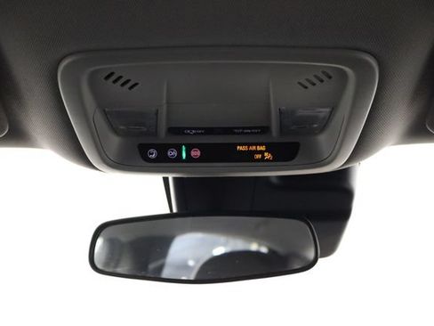 Used 2021 Chevrolet Malibu RS FWD image 22