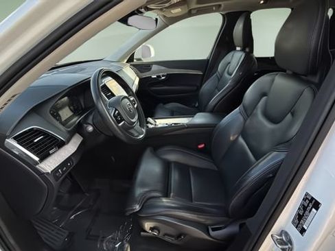 Used 2022 Volvo XC90 T8 Inscription w/ Advanced Package AWD/4WD image 17