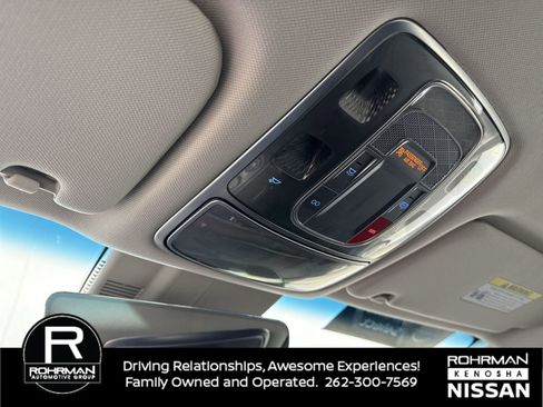 Used 2024 Genesis G80 image 10