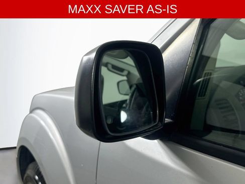 Used 2013 Nissan Frontier SV RWD image 31