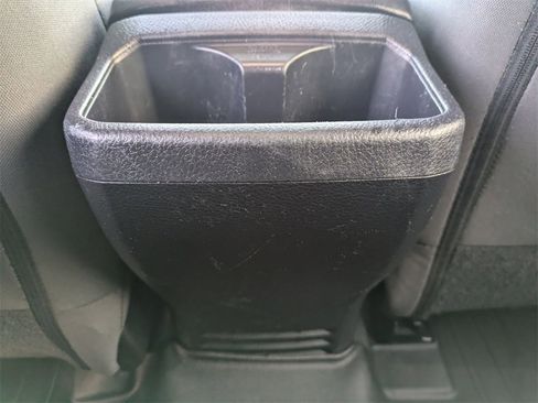 Used 2017 Toyota Tacoma TRD Sport image 30