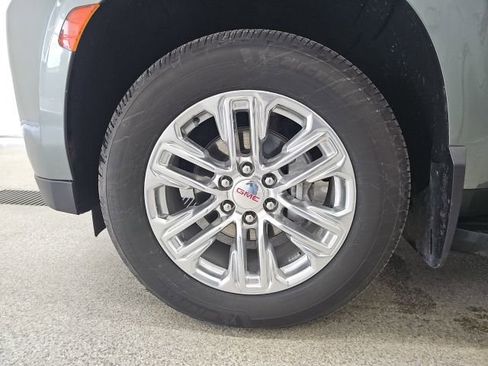 Used 2024 GMC Yukon SLT w/ Max Trailering Package image 10