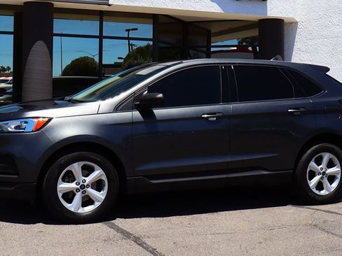 Used 2020 Ford Edge SE FWD image 7