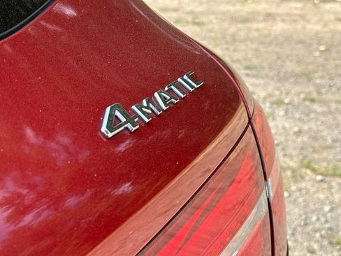Used 2017 Mercedes-Benz GLC 300 4MATIC image 30