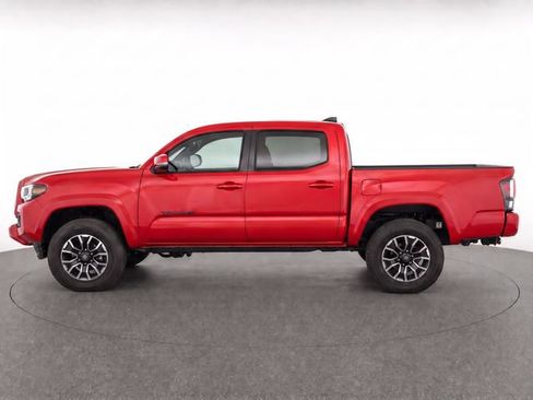 Used 2020 Toyota Tacoma TRD Sport w/ TRD Premium Sport Package AWD/4WD image 6