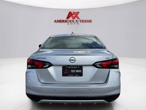 Used 2023 Nissan Versa SV FWD image 4