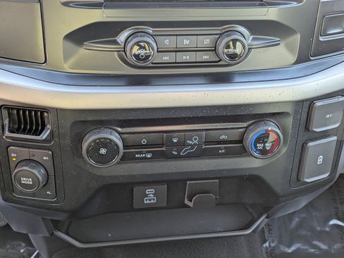 Used 2023 Ford F150 XLT image 20