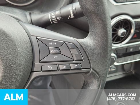 Used 2025 Nissan Sentra S image 11