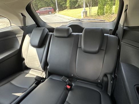Used 2025 Honda Odyssey EX-L image 10