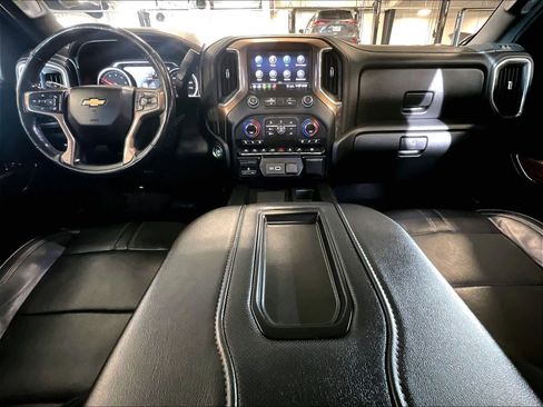 Used 2020 Chevrolet Silverado 1500 High Country w/ Technology Package image 21