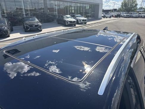Used 2023 Cadillac XT5 Premium Luxury AWD/4WD image 14