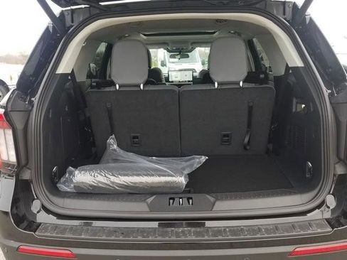 New 2026 Ford Explorer Active w/ Active Comfort Package image 13