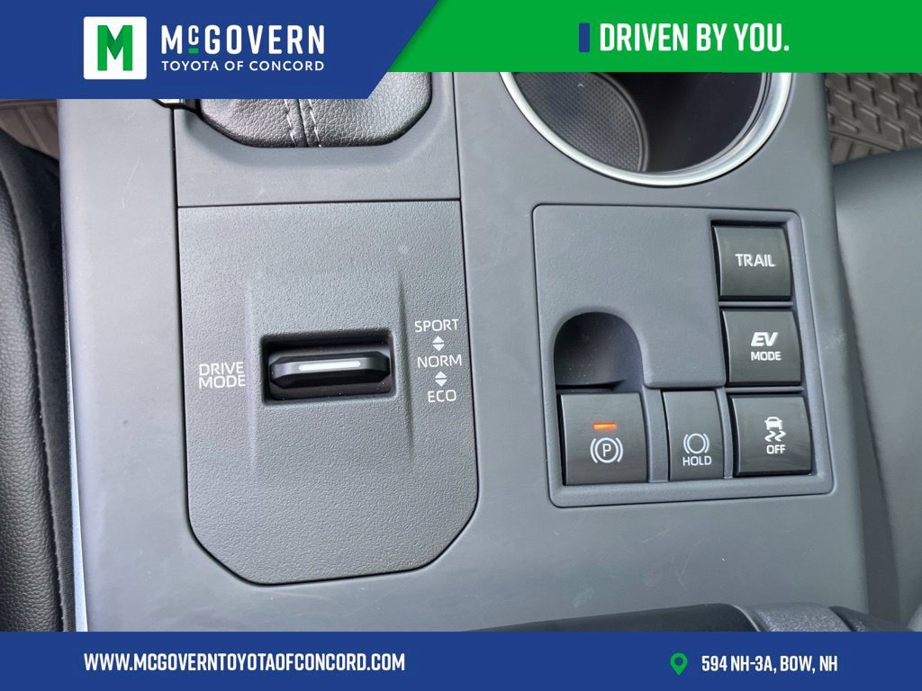 Used 2026 Toyota Highlander XLE AWD/4WD image 24