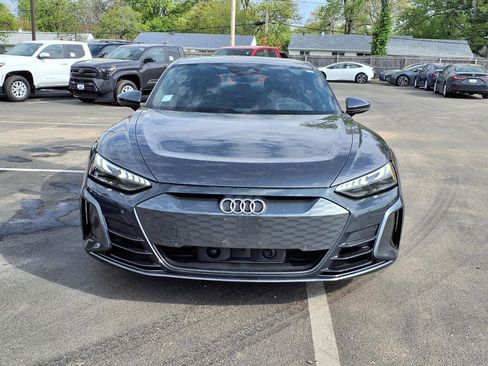 Used 2023 Audi e-tron GT Premium Plus image 32
