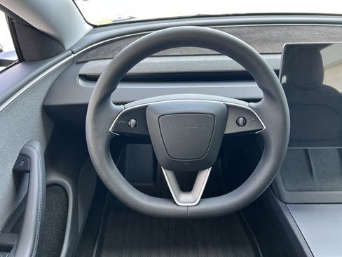 Used 2025 Tesla Model 3 Long Range RWD image 26