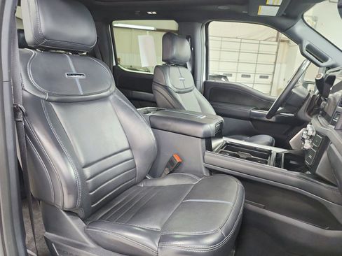 Used 2025 Ford F250 Platinum image 42