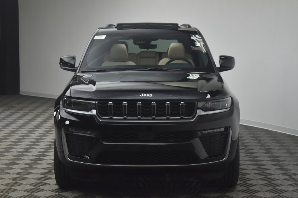 New 2027 Jeep Grand Cherokee Limited AWD/4WD image 5