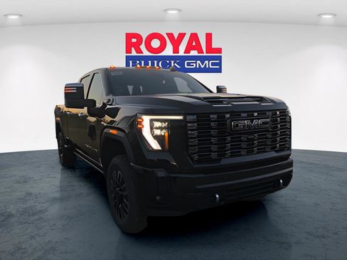 New 2026 GMC Sierra 2500 Denali Ultimate image 3