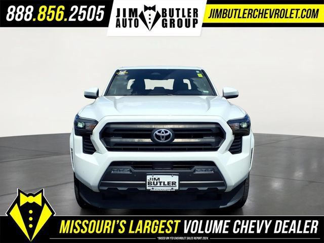 Used 2024 Toyota Tacoma SR5 AWD/4WD image 24