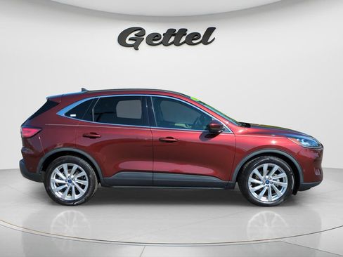Used 2021 Ford Escape Titanium w/ Titanium Elite Package FWD image 4