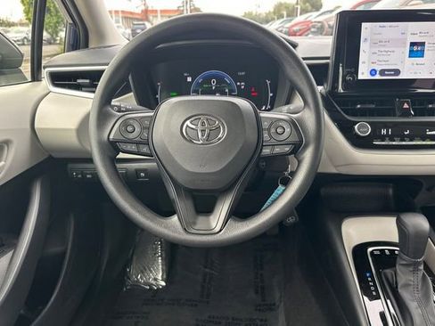Certified 2026 Toyota Corolla LE image 18