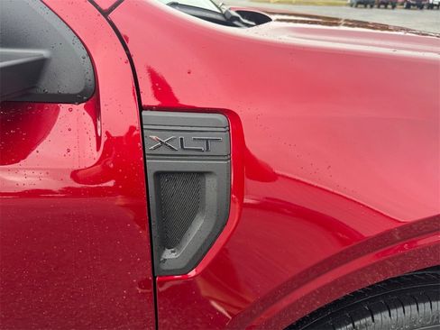 New 2025 Ford Maverick XLT image 16