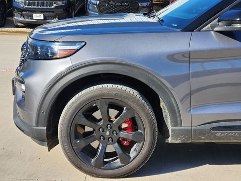 Used 2021 Ford Explorer ST w/ Equipment Group 401A image 11