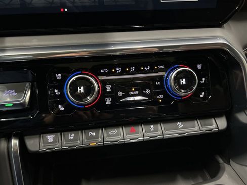 Used 2024 GMC Sierra 2500 Denali Ultimate w/ Max Trailering Package image 24